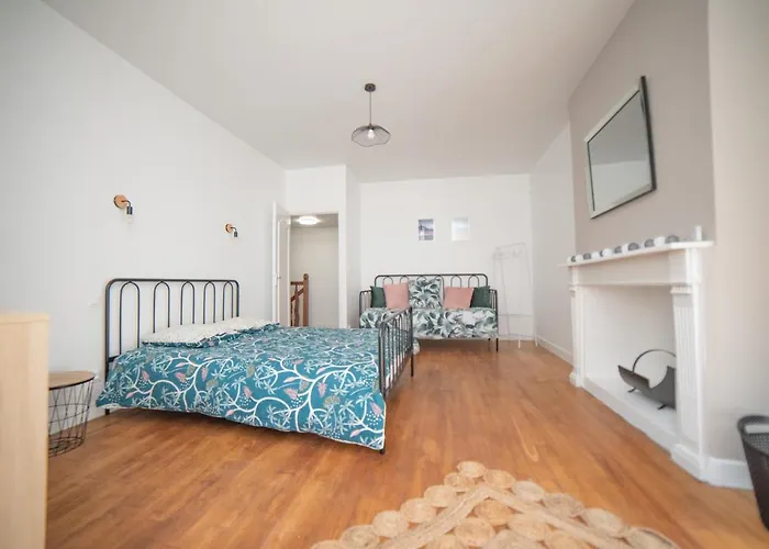 Le Petit Cocon De La Butte Ferienhaus *