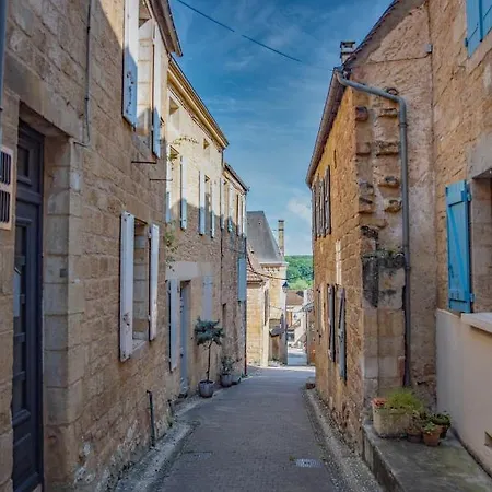 Le Petit Cocon De La Butte * 屈埃尔西地区古尔东