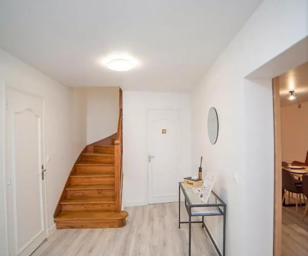 Le Petit Cocon De La Butte Σπίτι διακοπών *